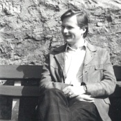 1990